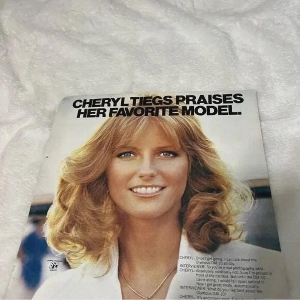 1980 Olympus Cameras Cheryl Tiegs Original Vintage Print Ad